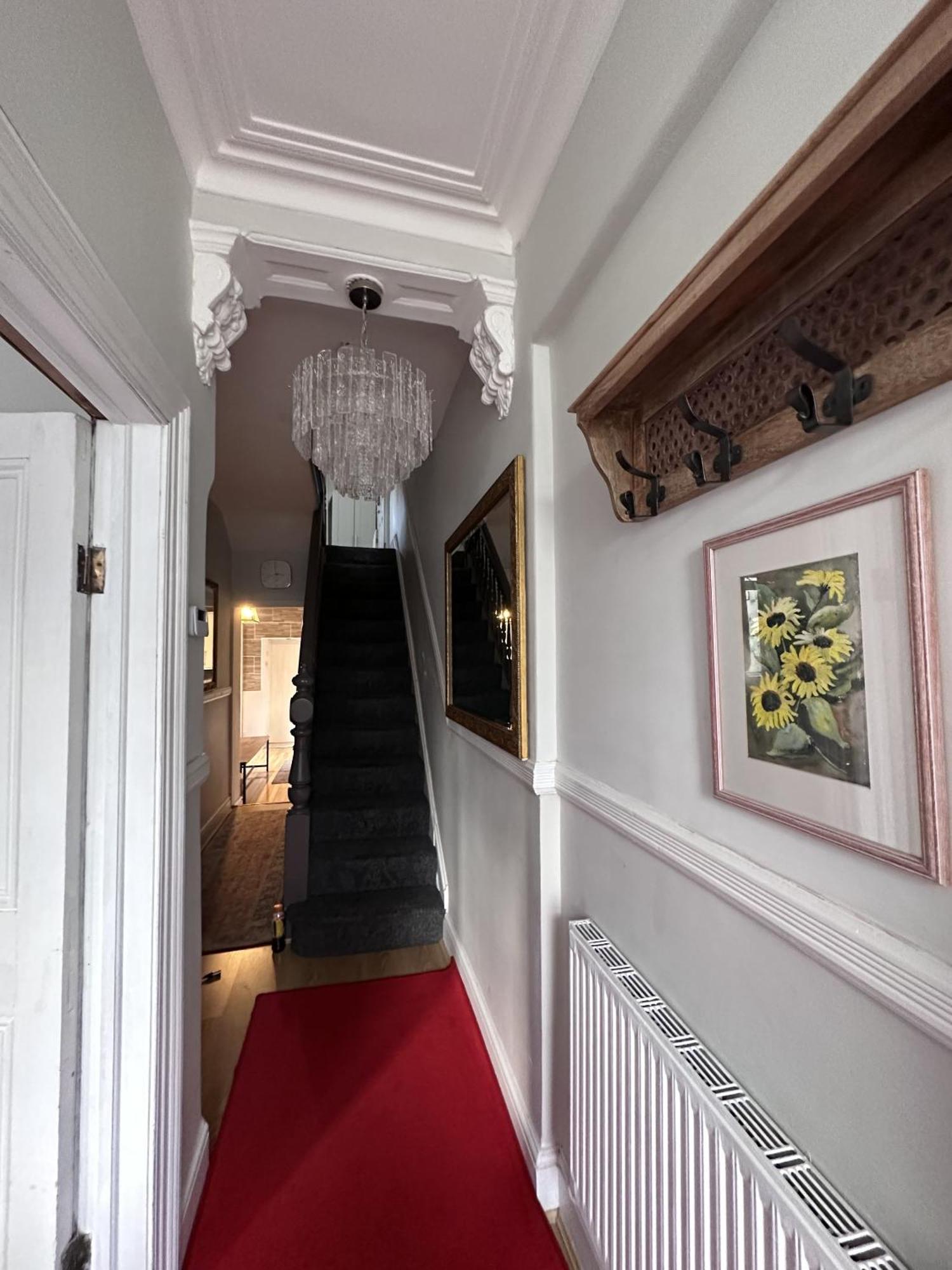 Casa vacanze Adanhouse-stockland Spacious 5 Bedroom House Sleeps 12 Private Garden Cardiff