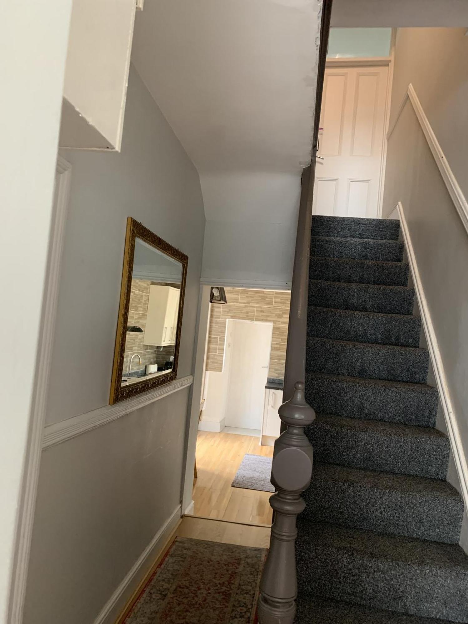 Adanhouse-stockland Spacious 5 Bedroom House Sleeps 12 Private Garden Casa vacanze Cardiff